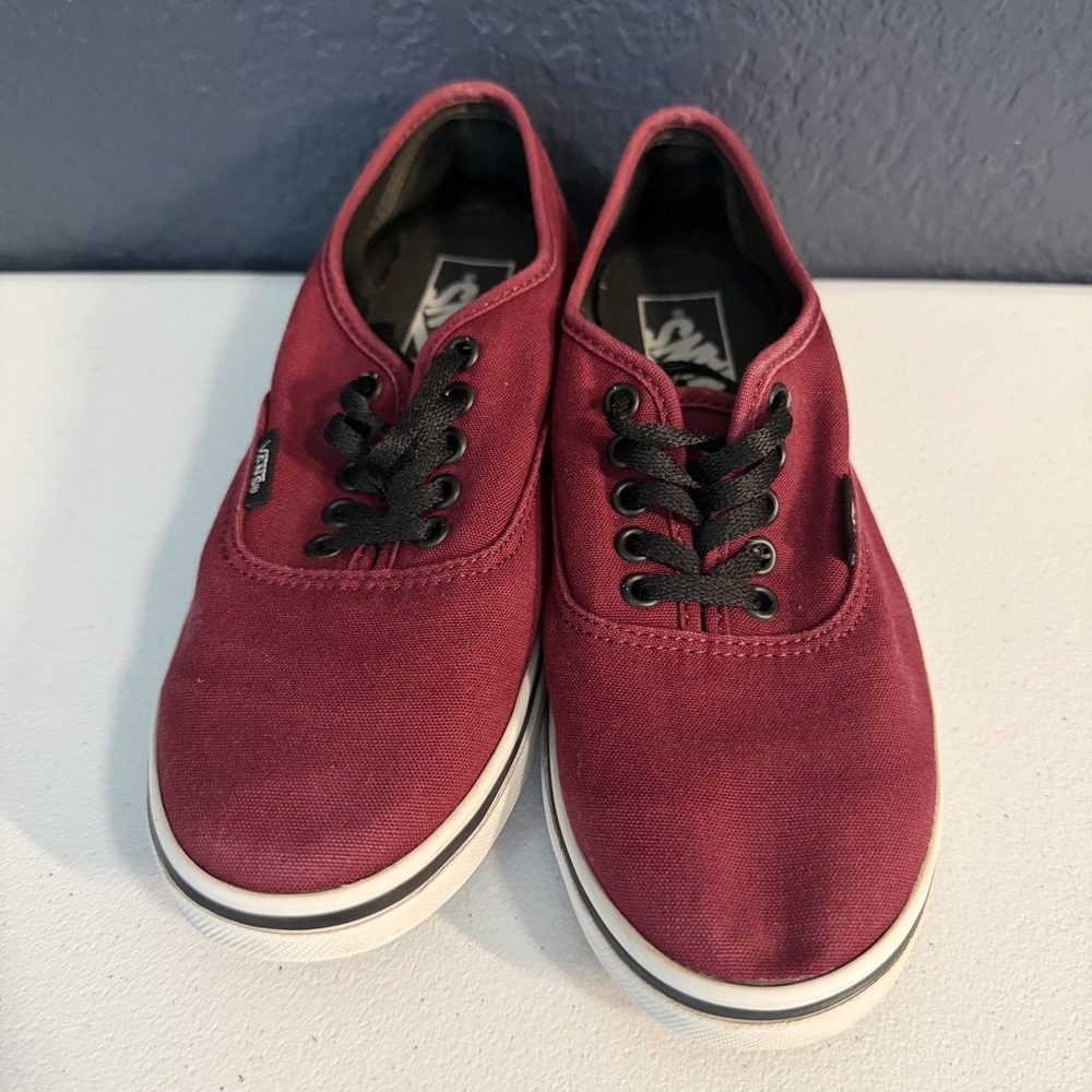 Vans Authentic Lo Pro Sneakers 6‎ Women Burgundy Canvas Low Top Lace Up